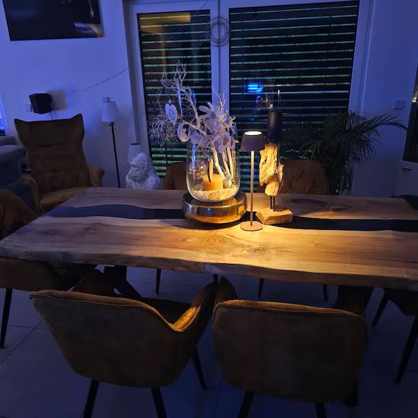 Black Resin River Table with Seamless Process and Excellent Communication