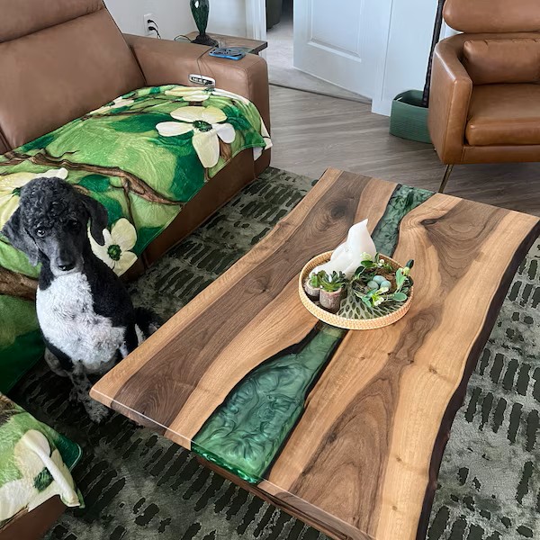 Exceptional Custom Green Resin Table Set Experience