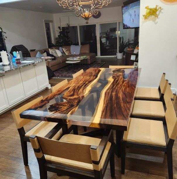 Transparent Resin Table with Rich Wood Grain Craftsmanship